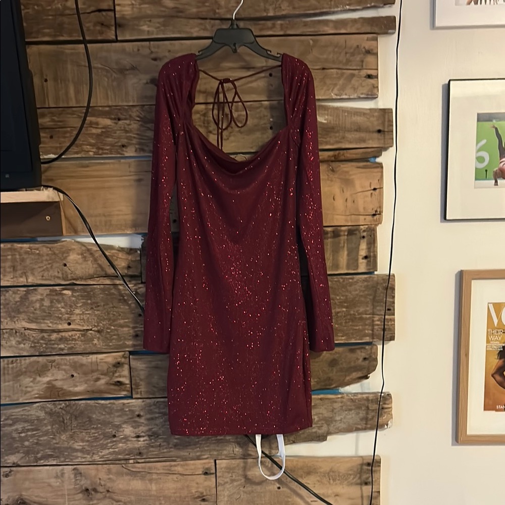 Elegant Red Glitter Dress